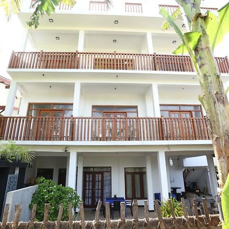 Sisi'S Place Bentota Exterior photo