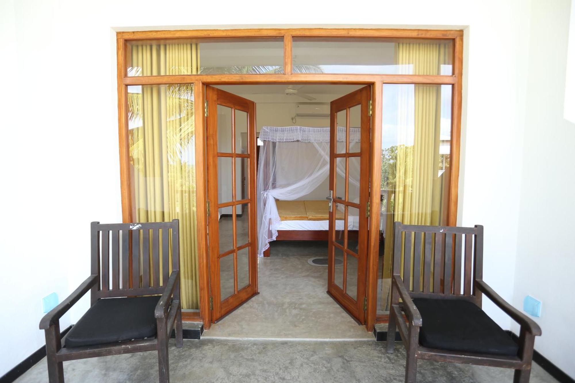 Sisi'S Place Bentota Exterior photo