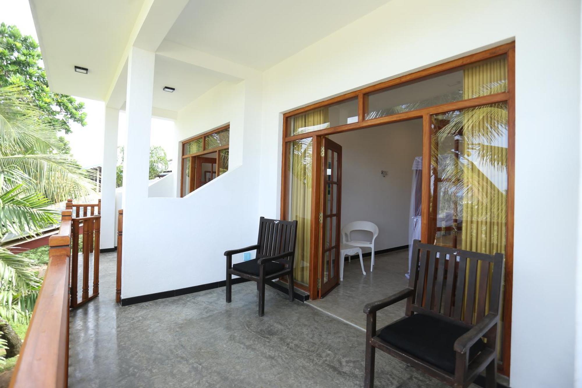 Sisi'S Place Bentota Exterior photo